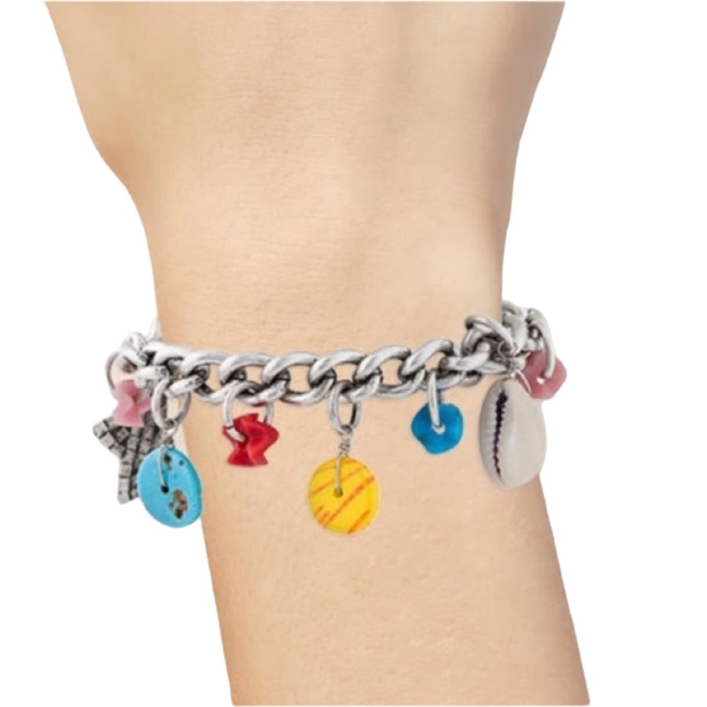 Dannijo Súper Cute Charm Bracelet